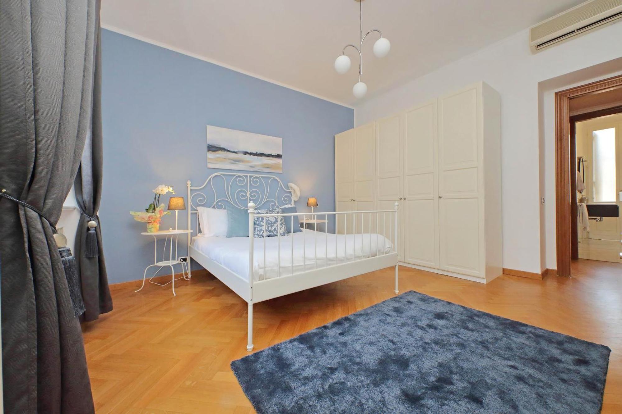 Ych-Comfortable 2 Bedrooms Flat Near Colosseum Rome Buitenkant foto