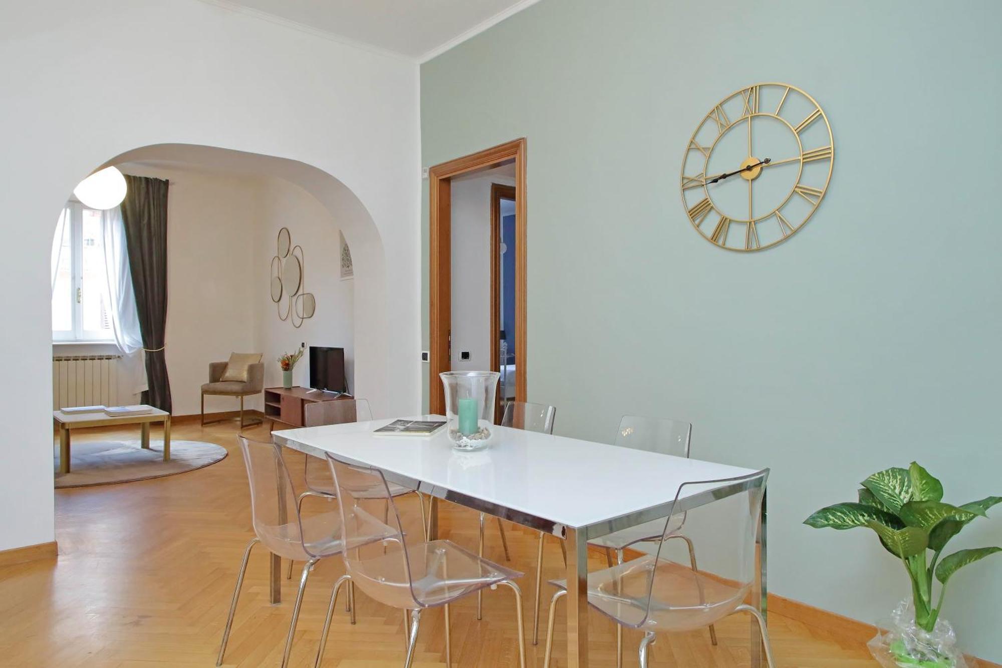 Ych-Comfortable 2 Bedrooms Flat Near Colosseum Rome Buitenkant foto