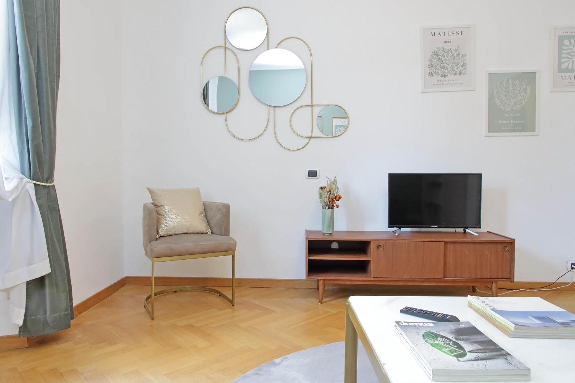 Ych-Comfortable 2 Bedrooms Flat Near Colosseum Rome Buitenkant foto